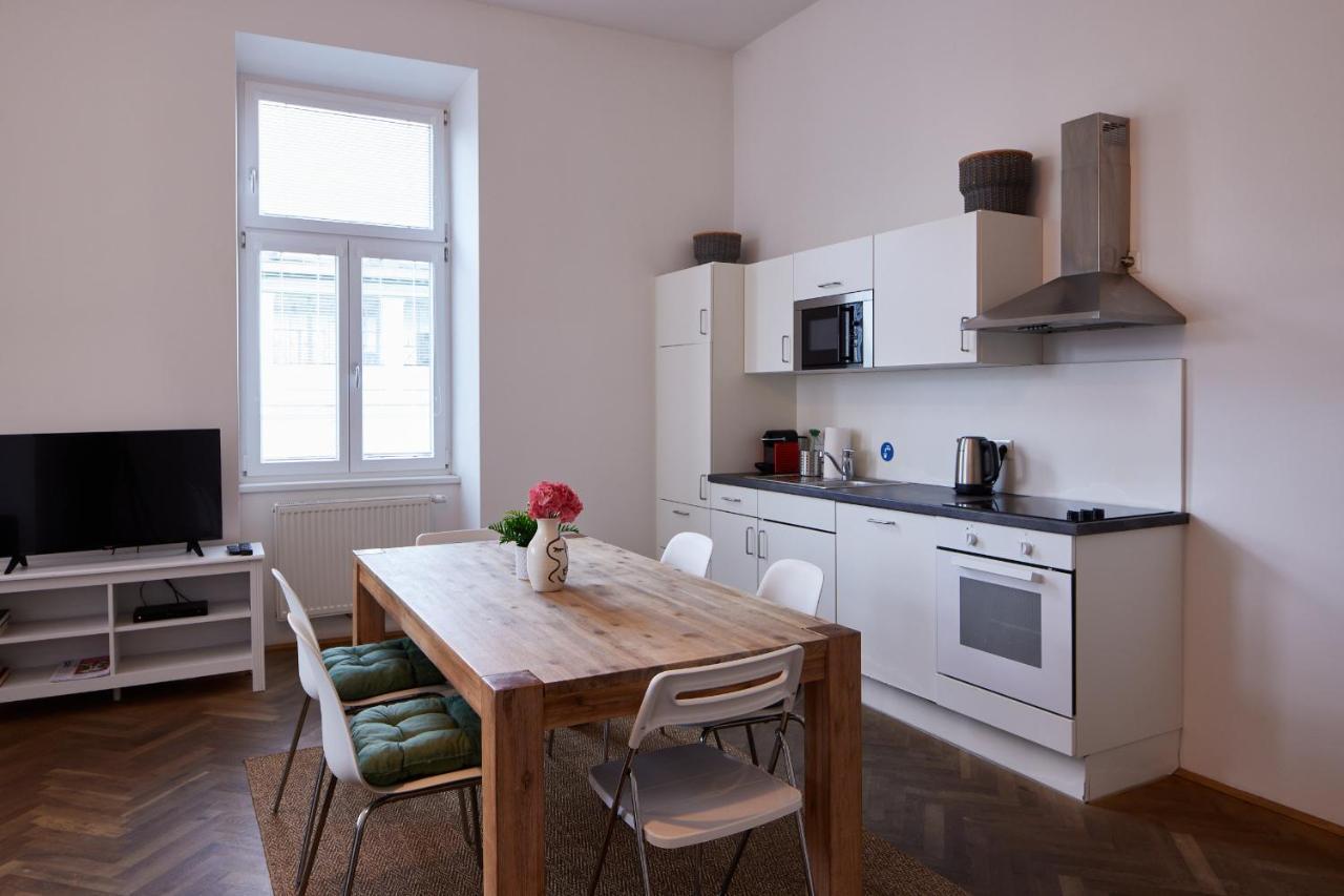 Beautiful Restored - Close To Metro - II Viena Exterior foto